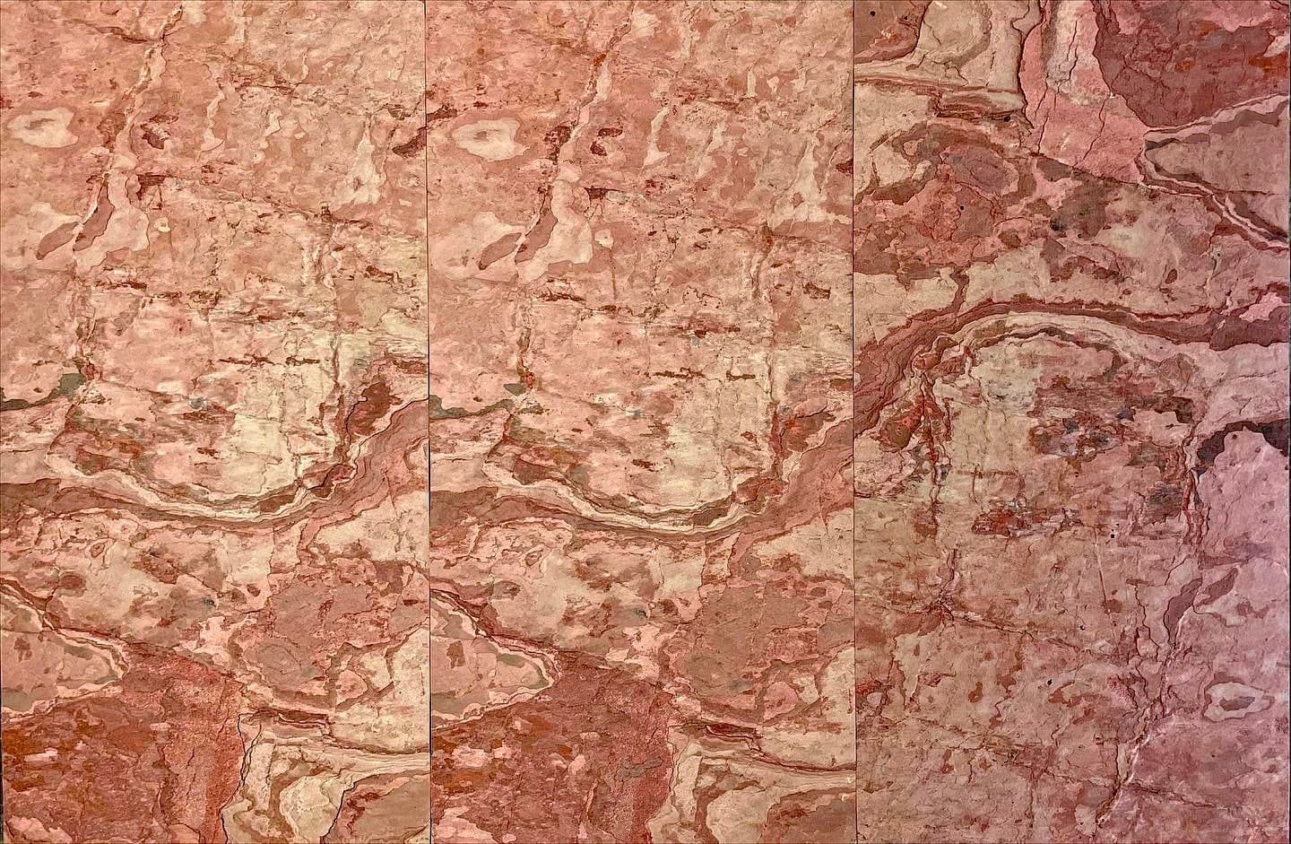 Piedra natural flexible CAVVA, acabado Terra Roja